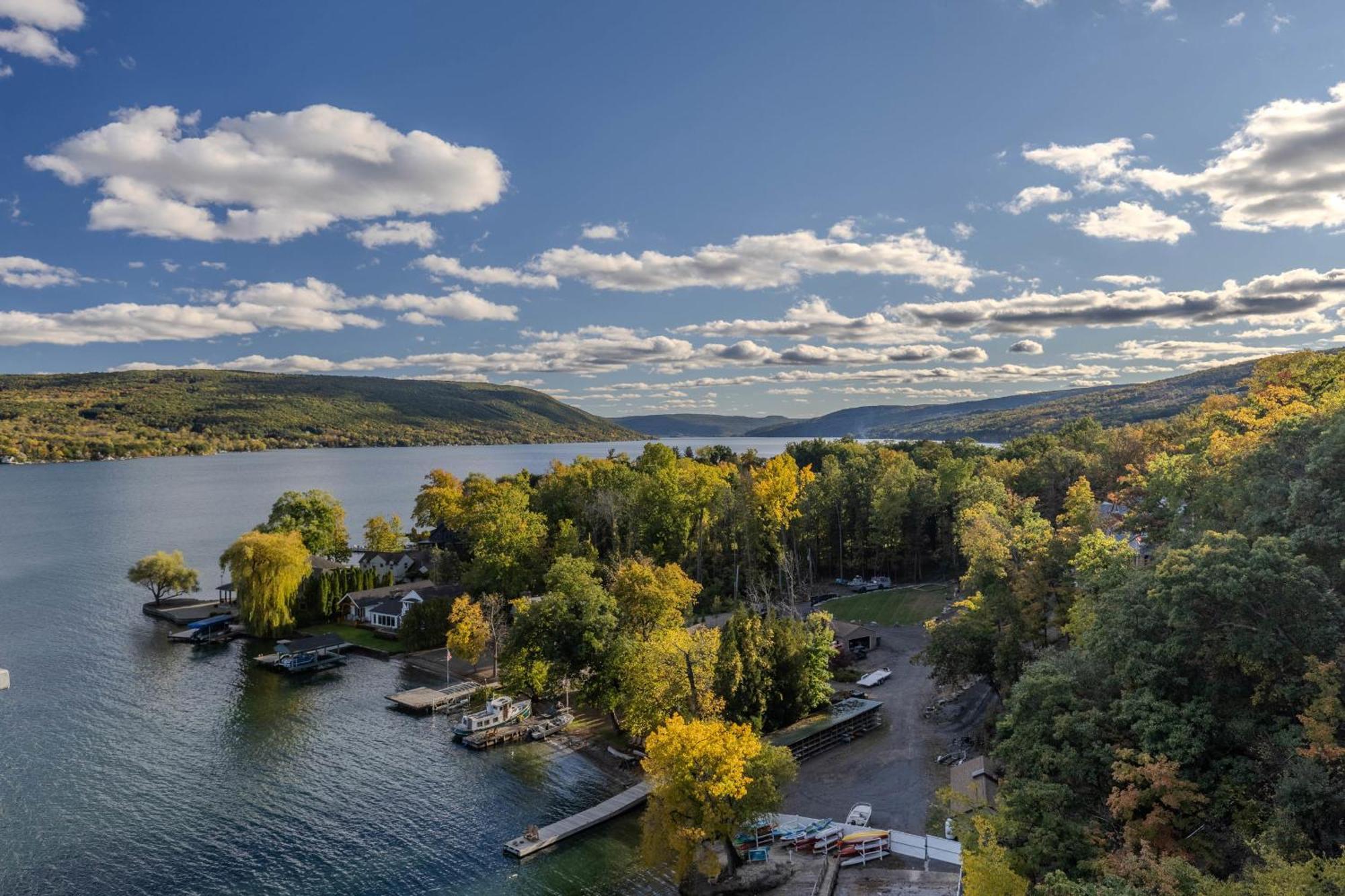 Canandaigua Lake Retreat With View And Private Beach Access, Foliage, Hike, And Ski Экстерьер фото