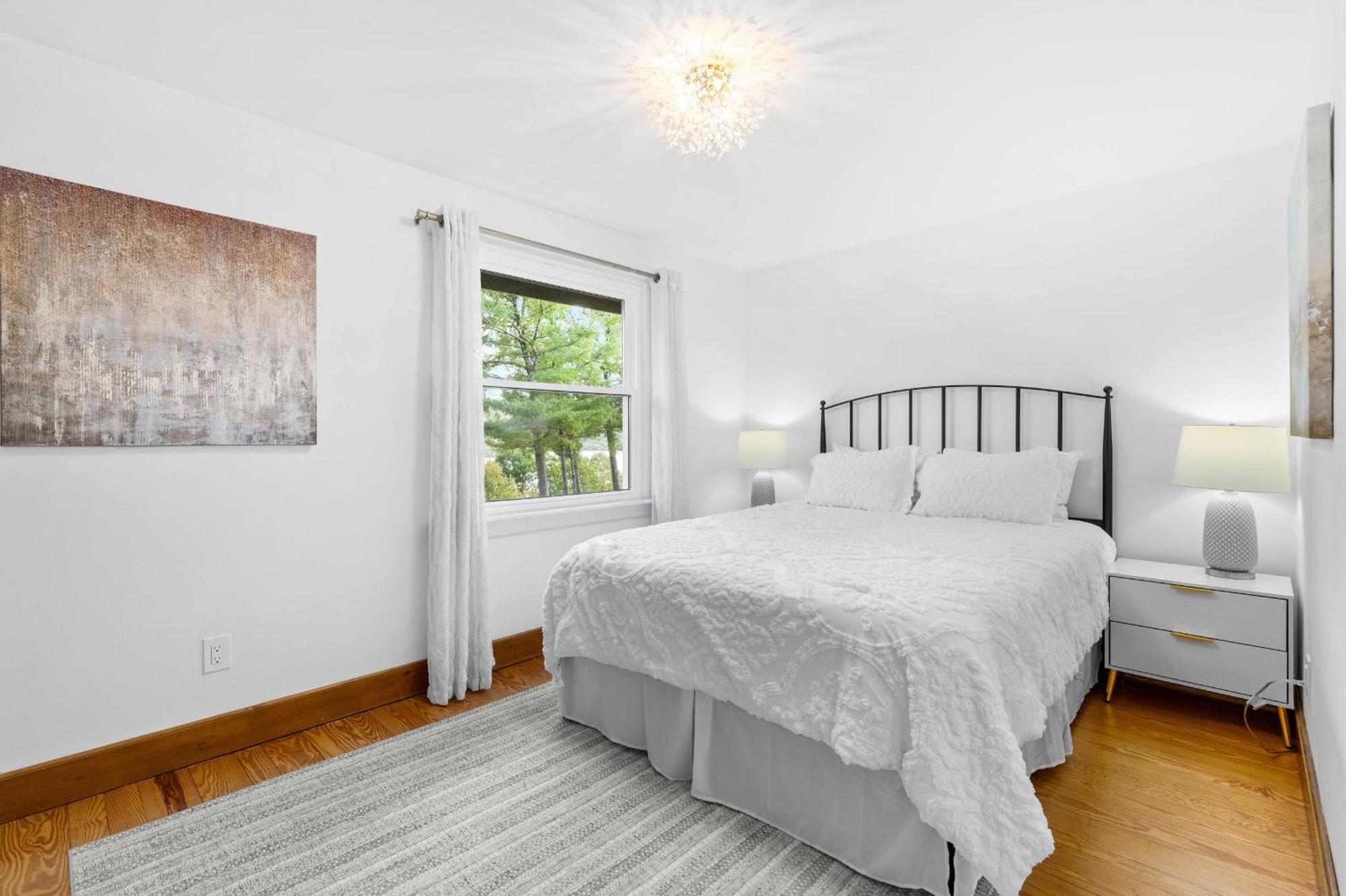 Canandaigua Lake Retreat With View And Private Beach Access, Foliage, Hike, And Ski Экстерьер фото